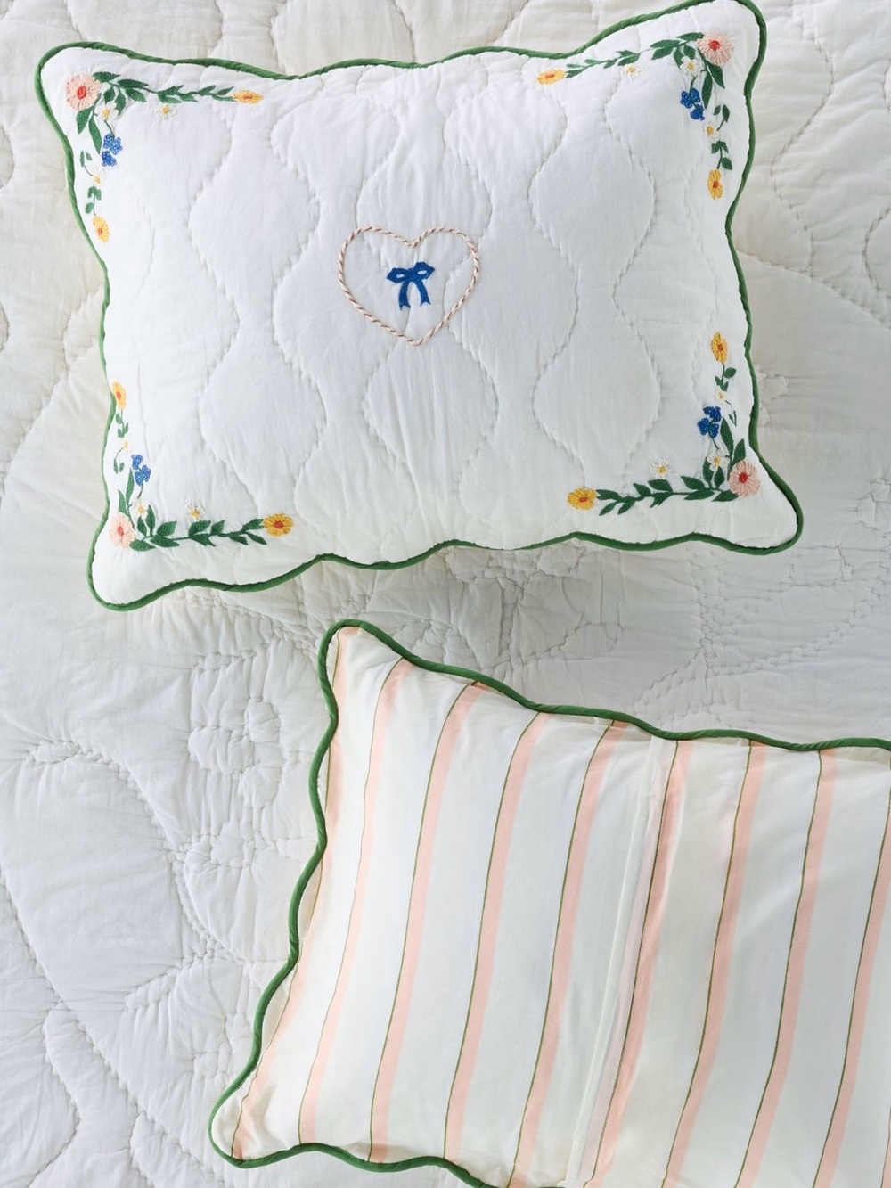 One Anthropologie Juni cotton embroidered pillow sham FLAW floral heart standard